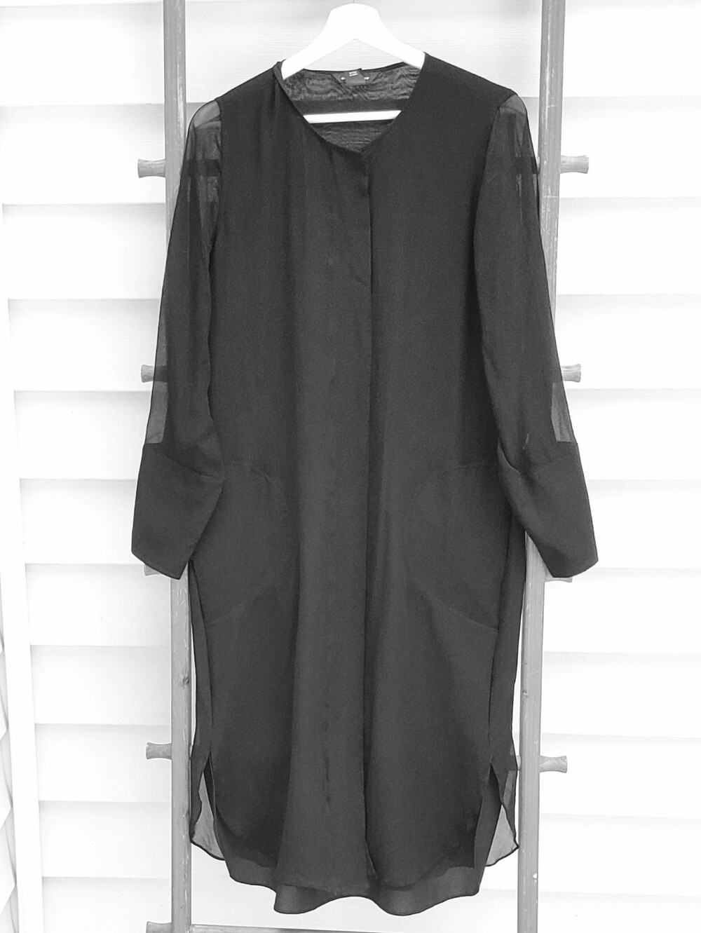 Club Monaco Black Silk Button-Down Lace-Long-Sleeve Midi Dress Size 8